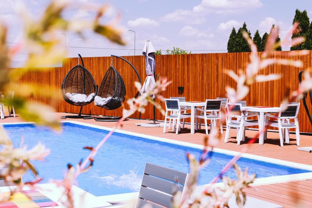 Nafron Hotel Prizren Eksteriør billede