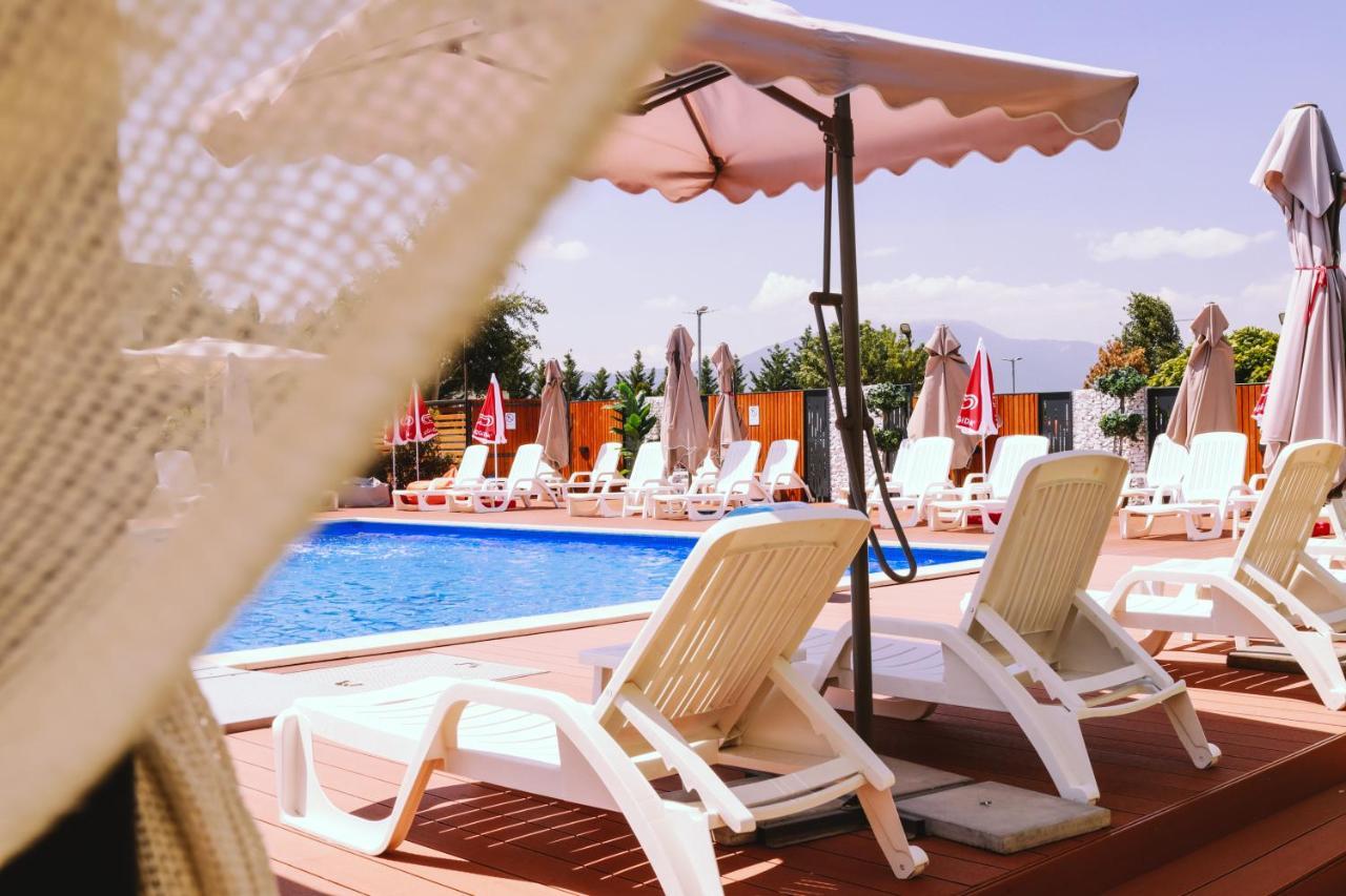 Nafron Hotel Prizren Eksteriør billede