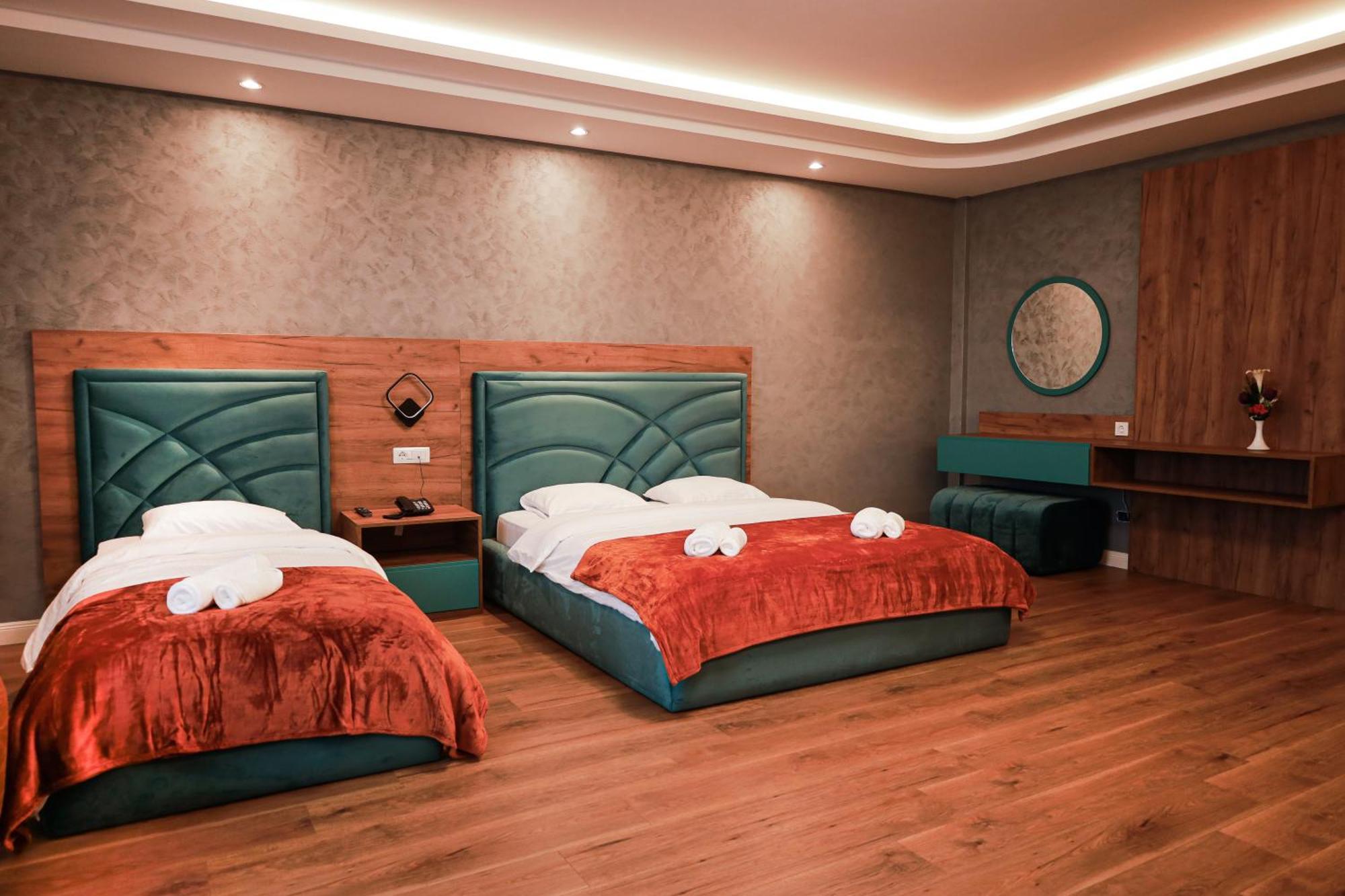 Nafron Hotel Prizren Eksteriør billede
