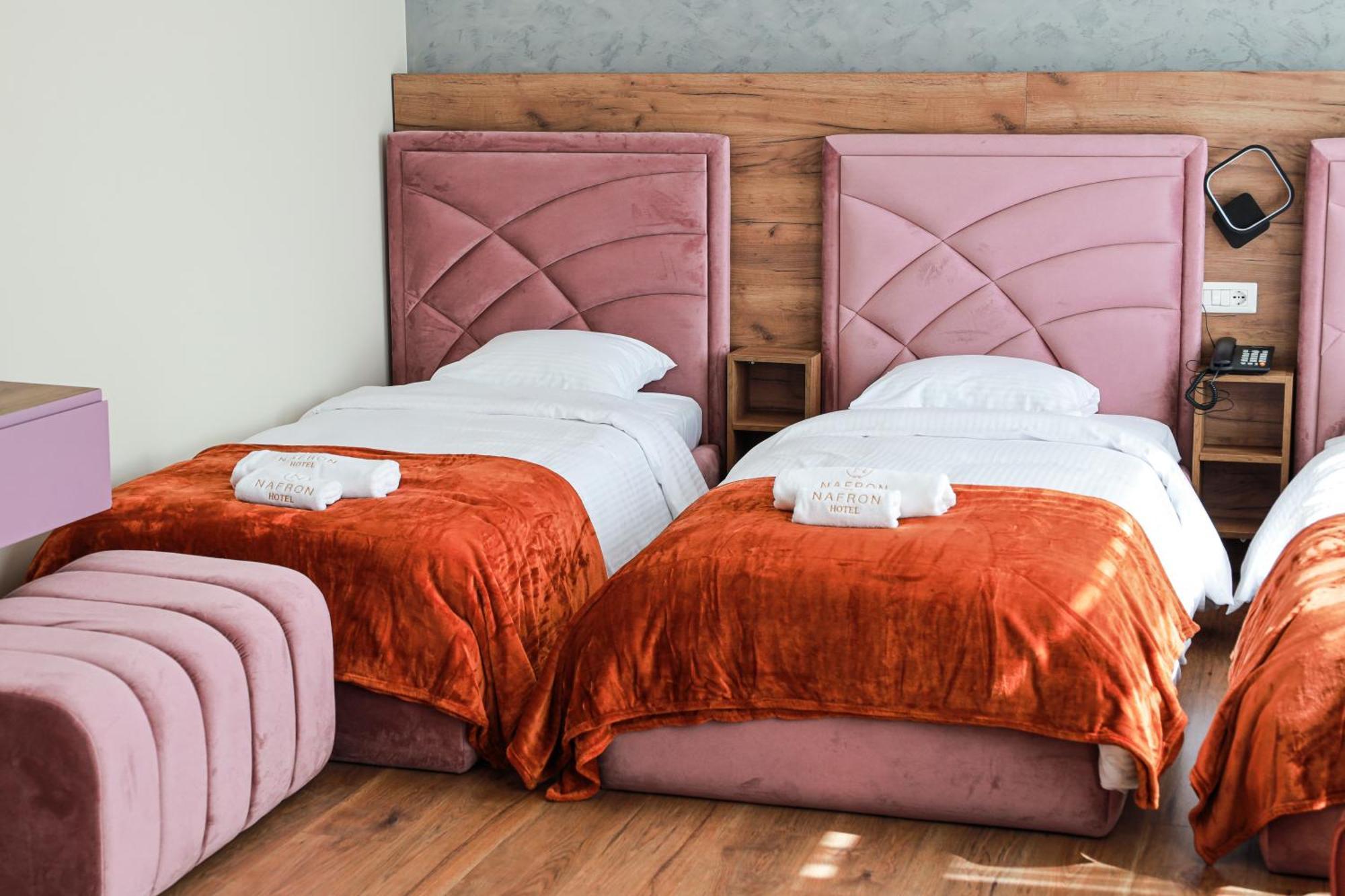 Nafron Hotel Prizren Eksteriør billede