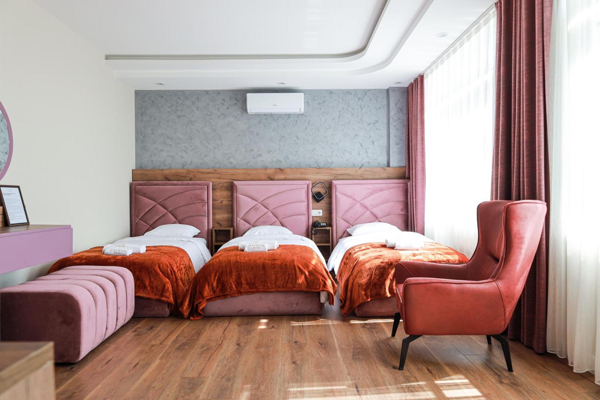 Nafron Hotel Prizren Eksteriør billede